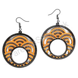 Geometrické vlny oranžovo - čierne, kruhové drevené náušnice
