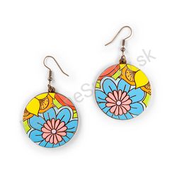 Vysiace drevené kruhové náušnice kvetinové - Hippie Blossom 4