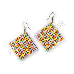 Drevené visiace geometrické náušnice - Rubik's Cube (kosoštvorcové), pestrofarebné 6