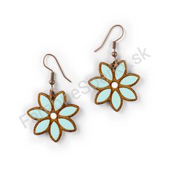 Drevené visiace kvetinové náušnice - Elegant Bloom 2 (nepravidelné), tyrkysové