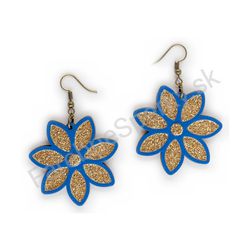 Vysiace drevené nepravidelné náušnice kvetinové - Elegant Bloom (modré, nepravidelné)