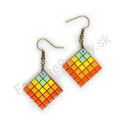 Drevené visiace geometrické náušnice - Rubik's Cube (kosoštvorcové), pestrofarebné 3