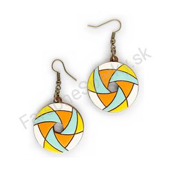 Drevené visiace geometrické náušnice - Hexa Spin (kruhové), pestrofarebné 6