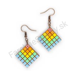 Drevené visiace geometrické náušnice - Rubik's Cube (kosoštvorcové), pestrofarebné 2